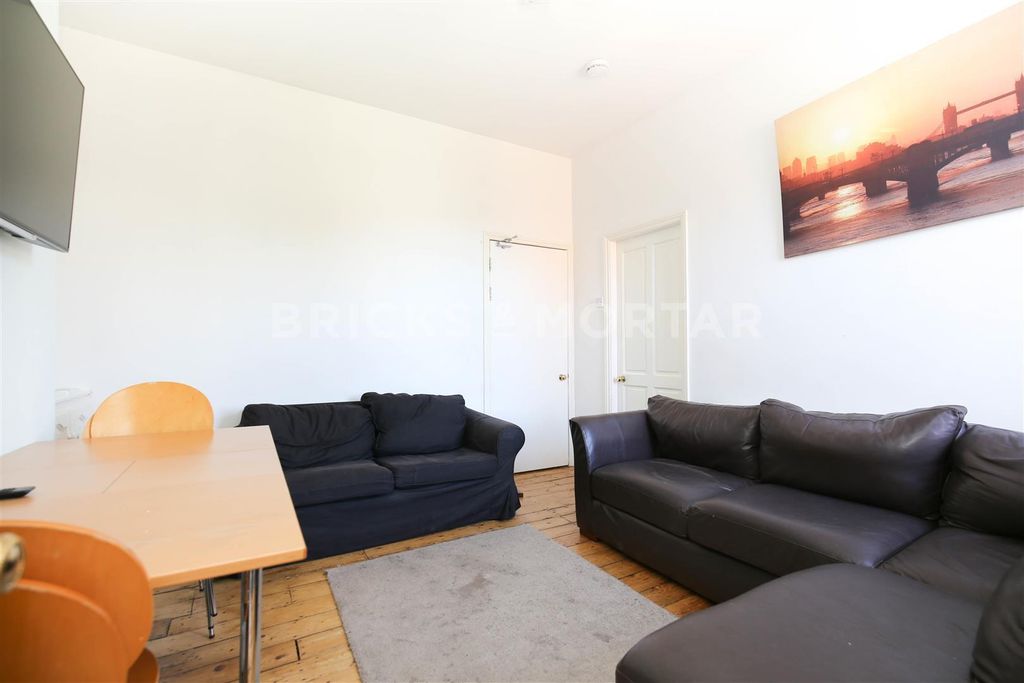 Property photo 3 of 11 Axin0Zxic_Fuoaczyjcoewdclus.Jpg