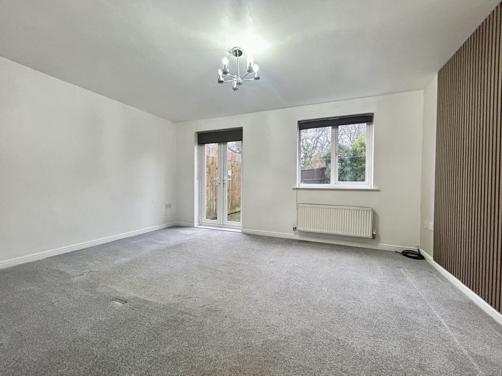 Property photo 2 of 15 Img_3784