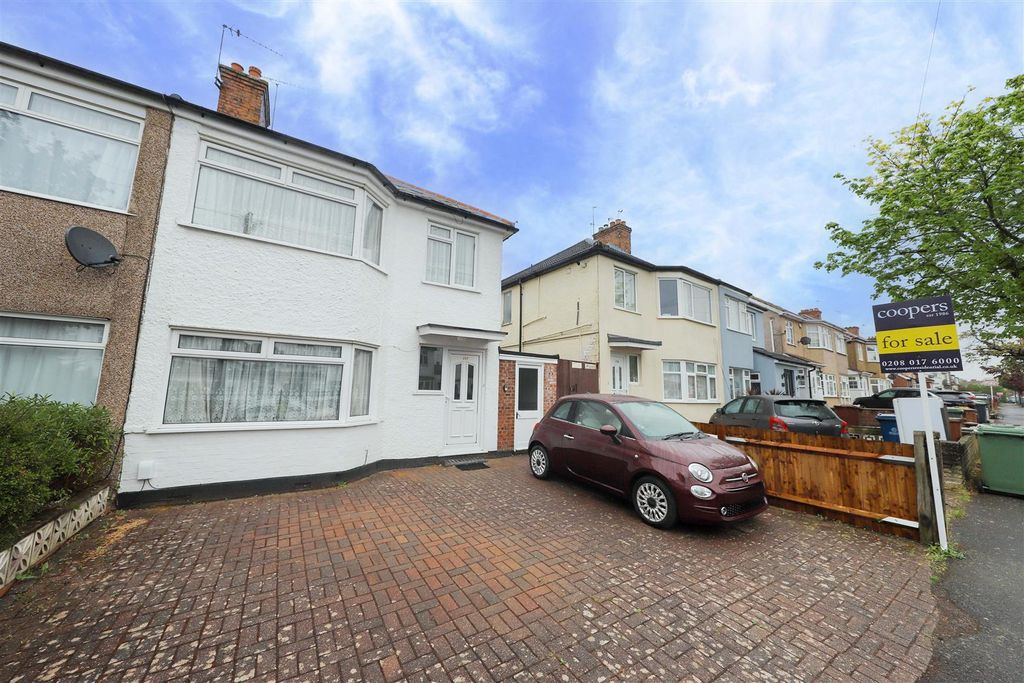 Property photo 1 of 13 Caterbury