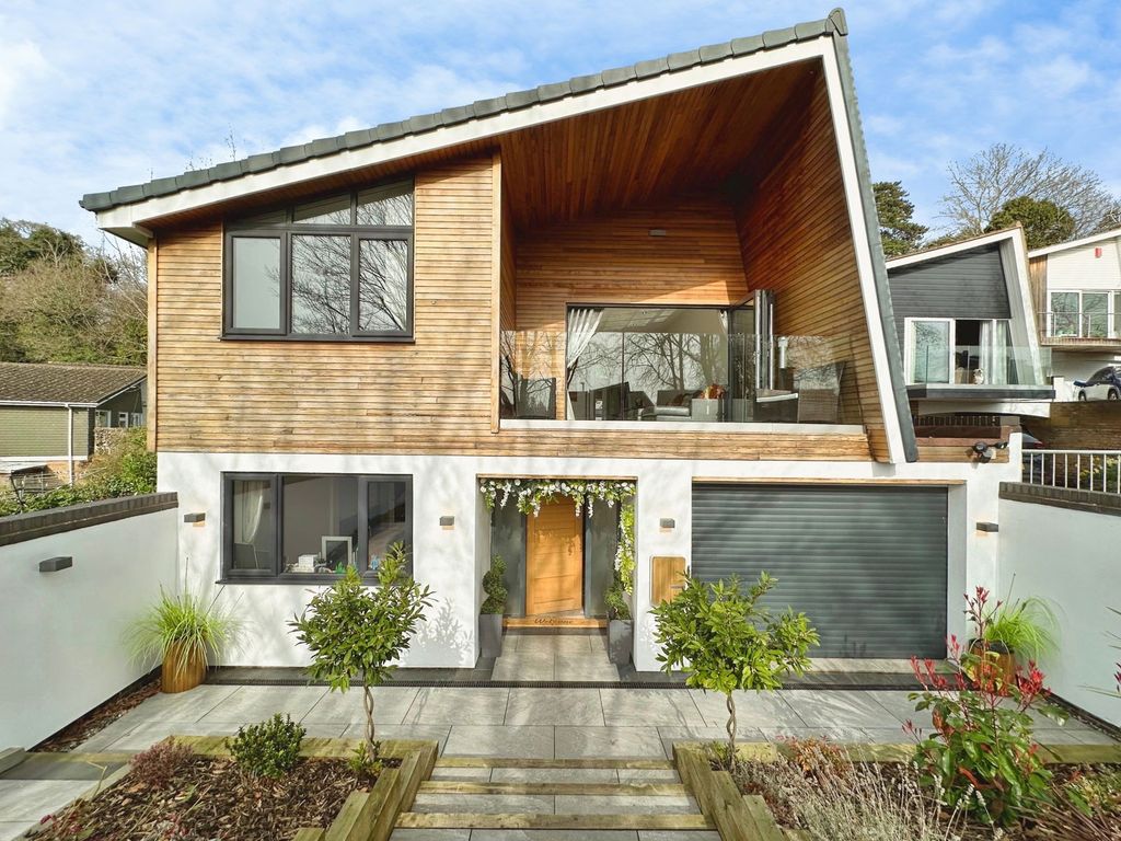 Property photo 2 of 69