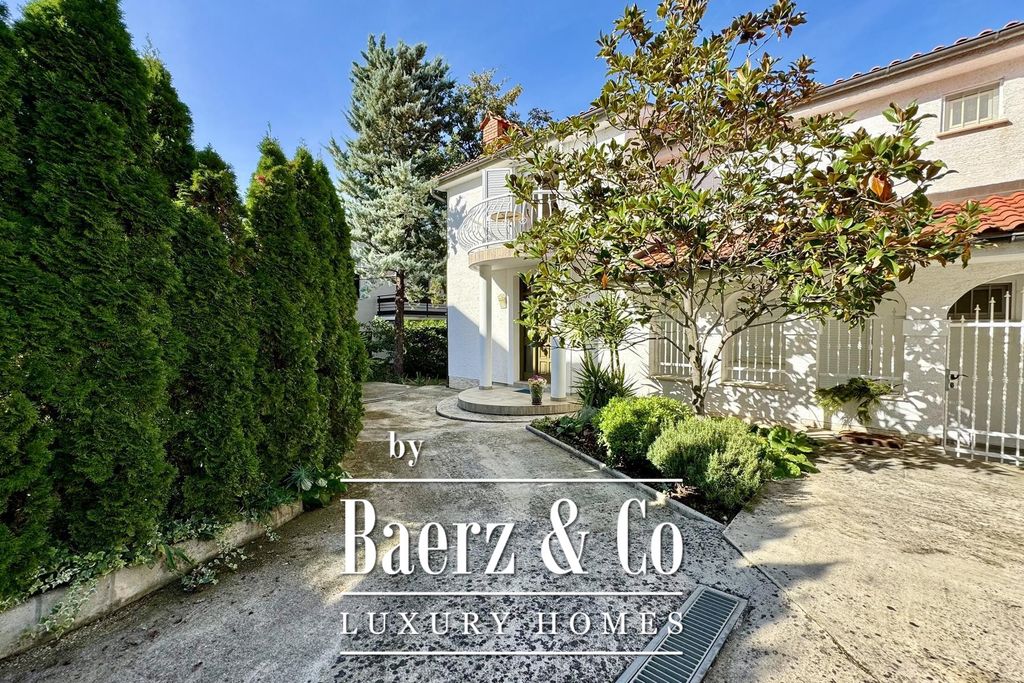 Property photo 3 of 56