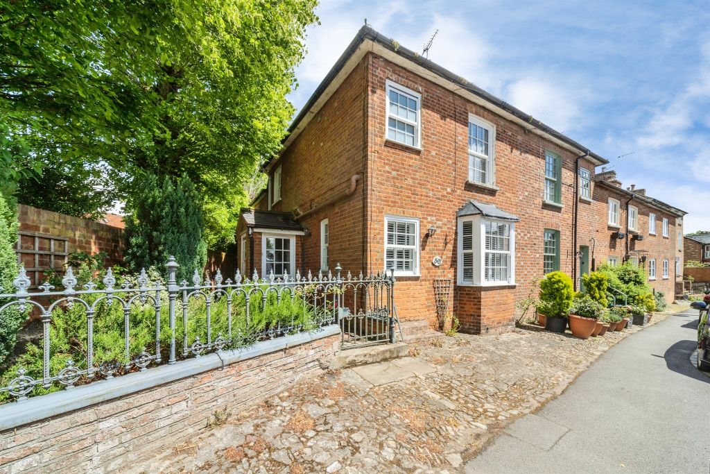 Property photo 1 of 20