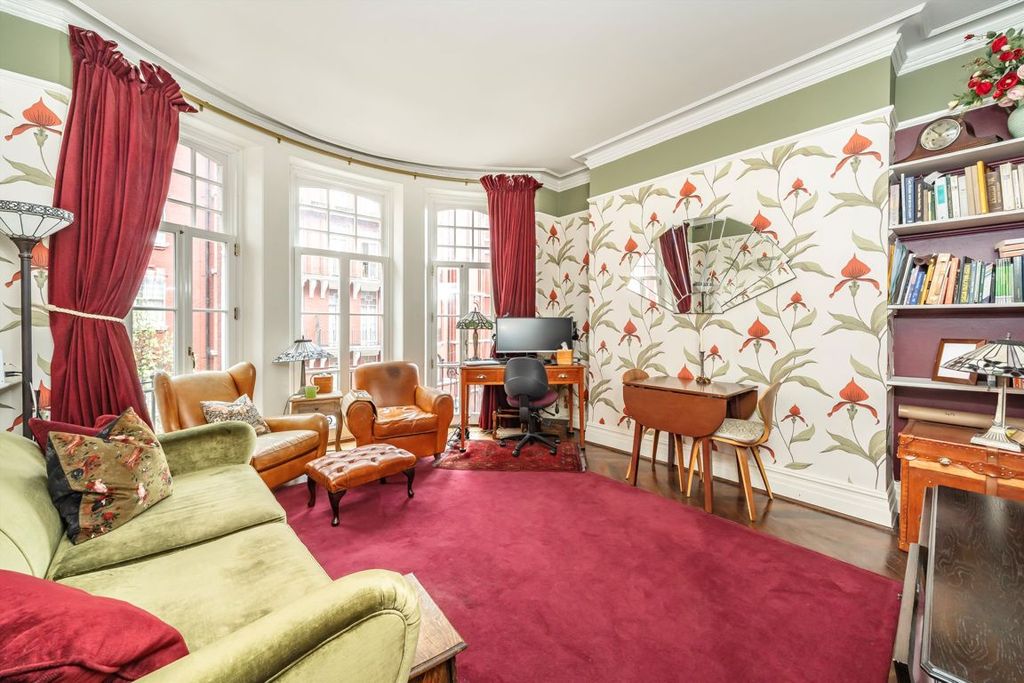 Property photo 2 of 7