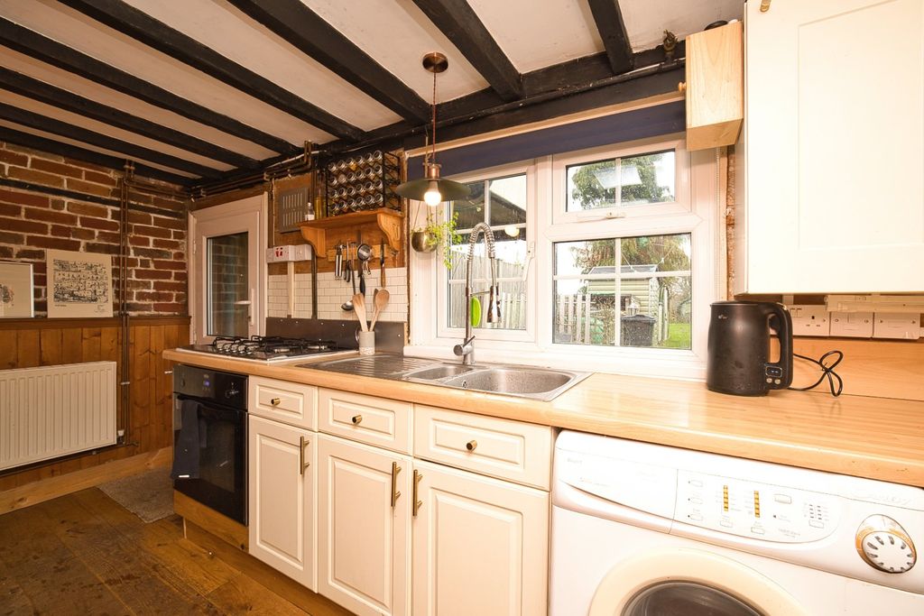 Property photo 3 of 14 Picture 3