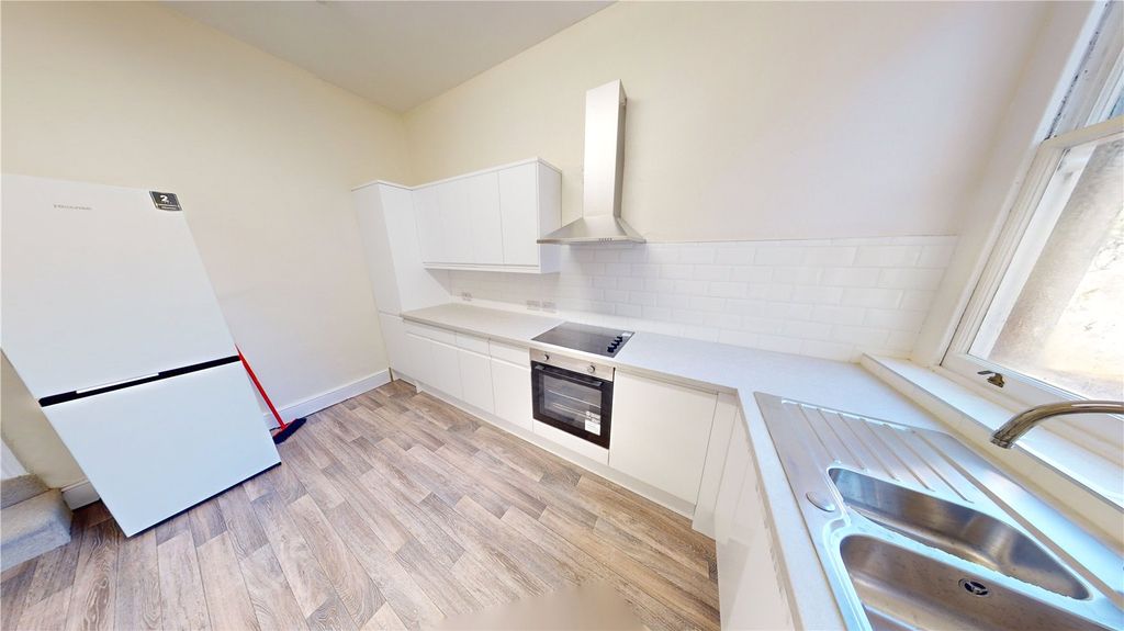 Property photo 2 of 6 Picture No. 03