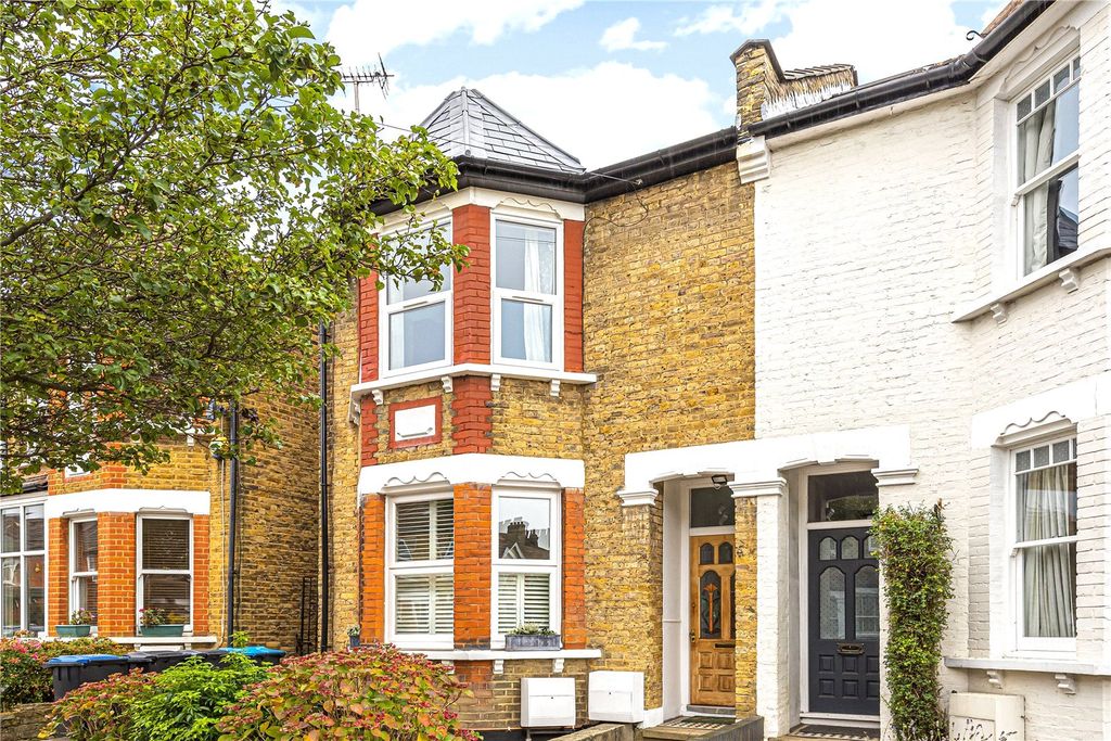 Property photo 1 of 18 Picture No. 02