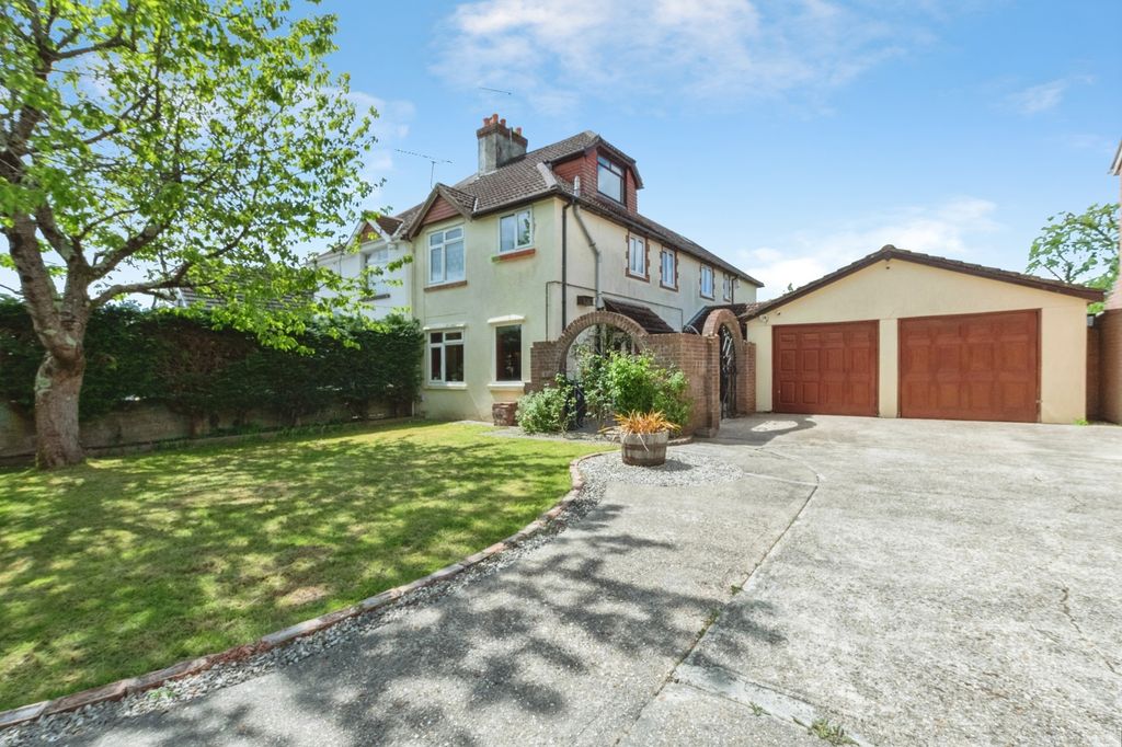 Property photo 1 of 18 Pbox-Img.Jpg