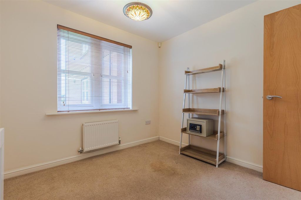 Additional image 9 of 2 bed flat for saleCollum House Road, Scunthorpe DN16