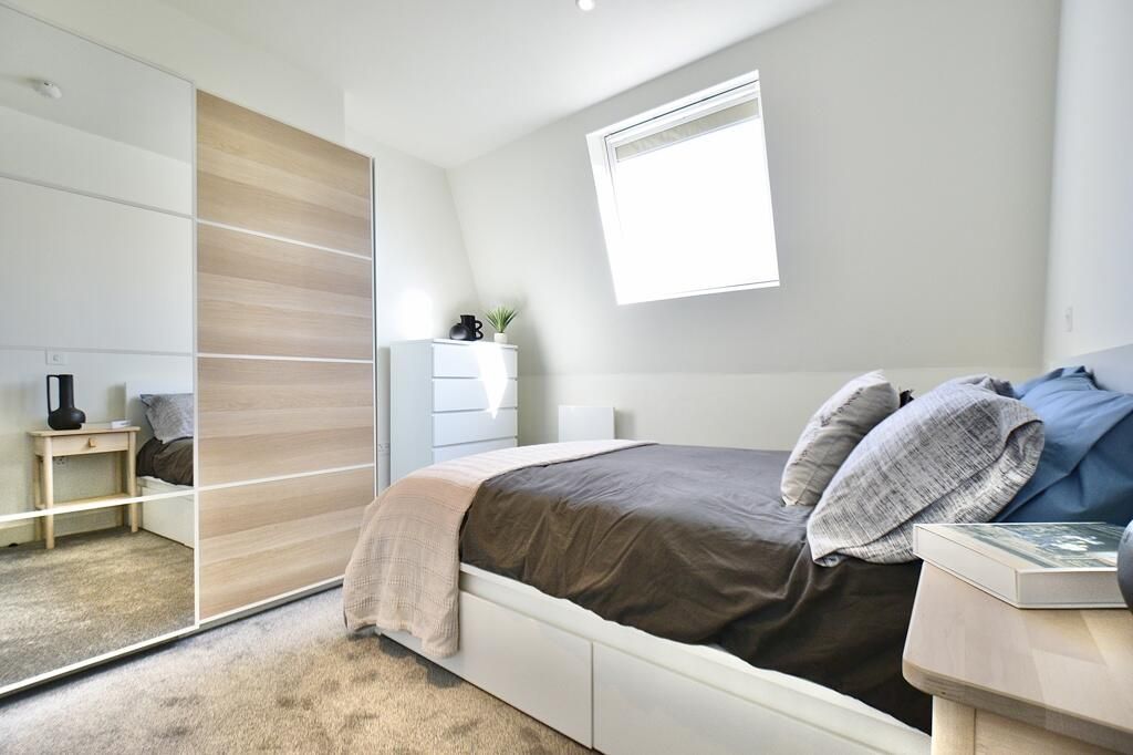 Property photo 3 of 5 Gallery