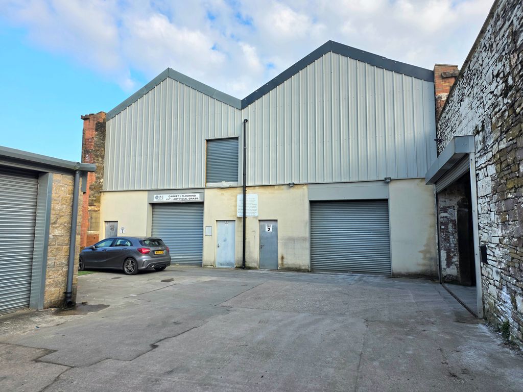 Property photo 1 of 5