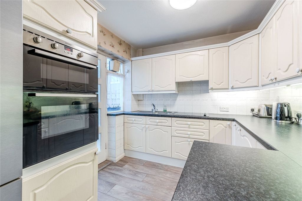 Property photo 2 of 13 Picture No. 19