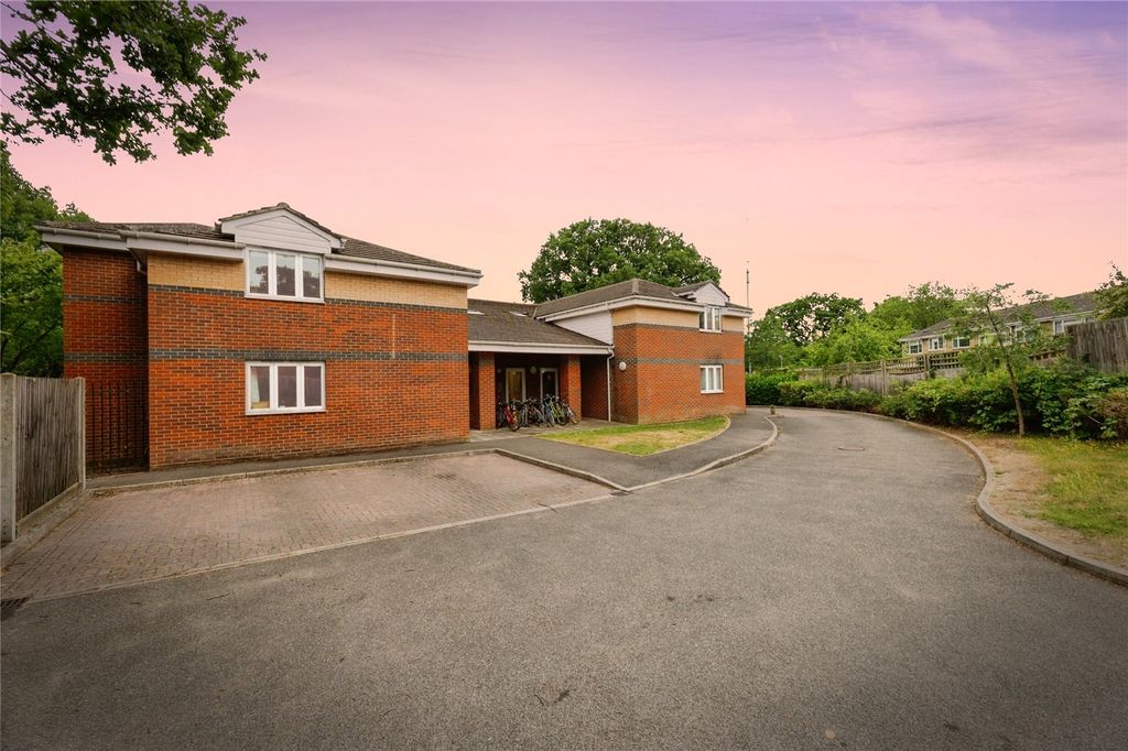 Property photo 1 of 10 Picture No. 18