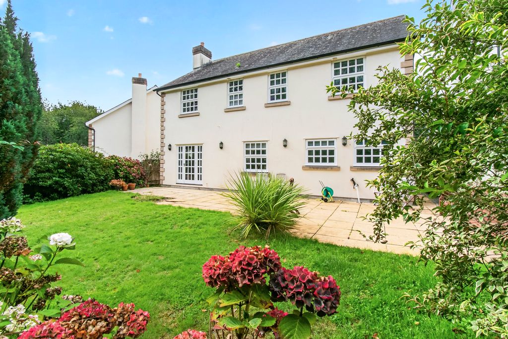 Property photo 3 of 22 Pbox-Img.Jpg