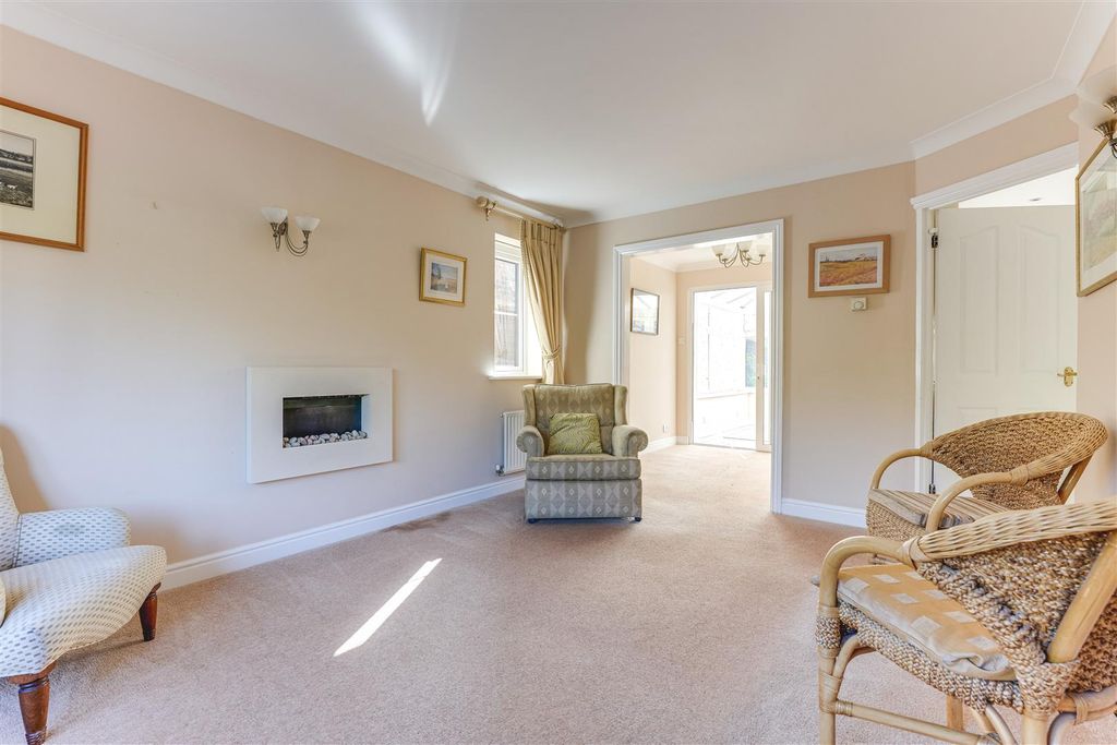 Property photo 3 of 16 St Marys View-10.Jpg