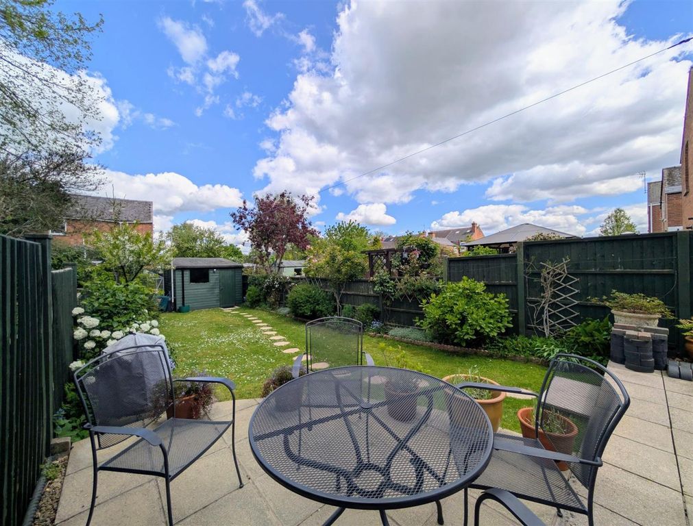 Property photo 3 of 18