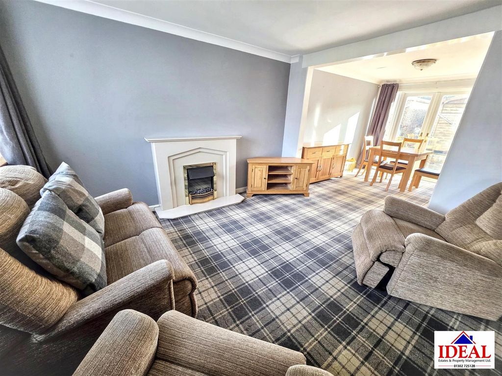 Property photo 3 of 14 1000037906.Jpg