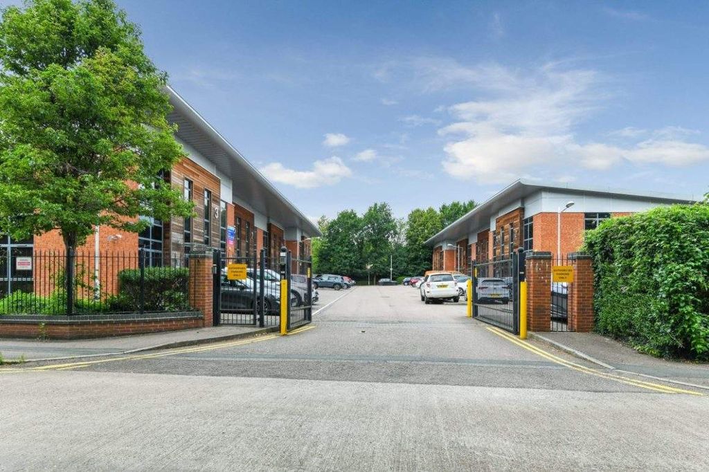 Property photo 3 of 8