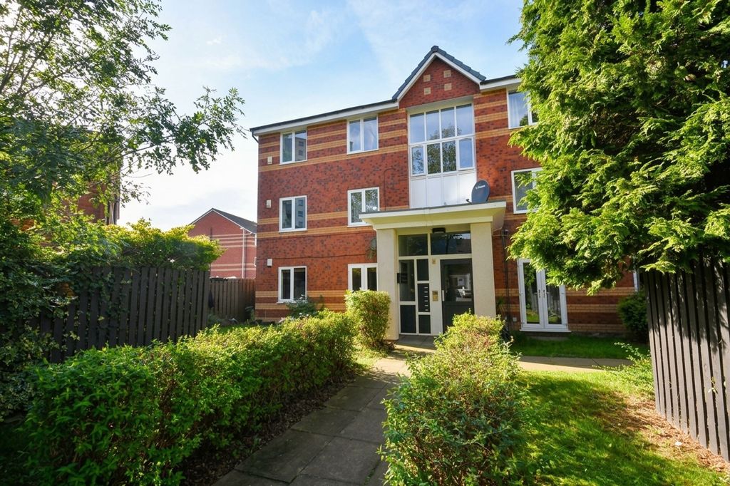 Property photo 1 of 15