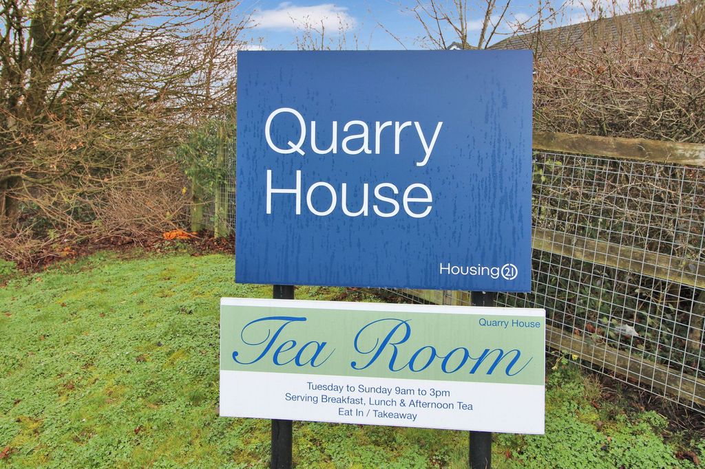 Property photo 2 of 19