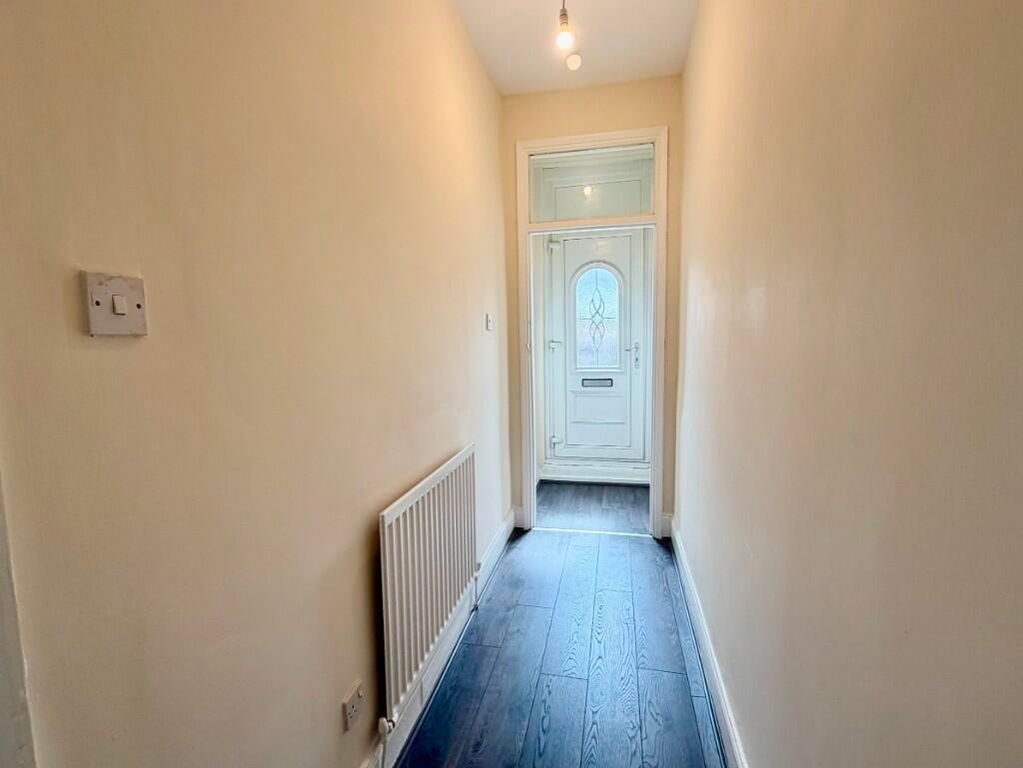 Property photo 2 of 25