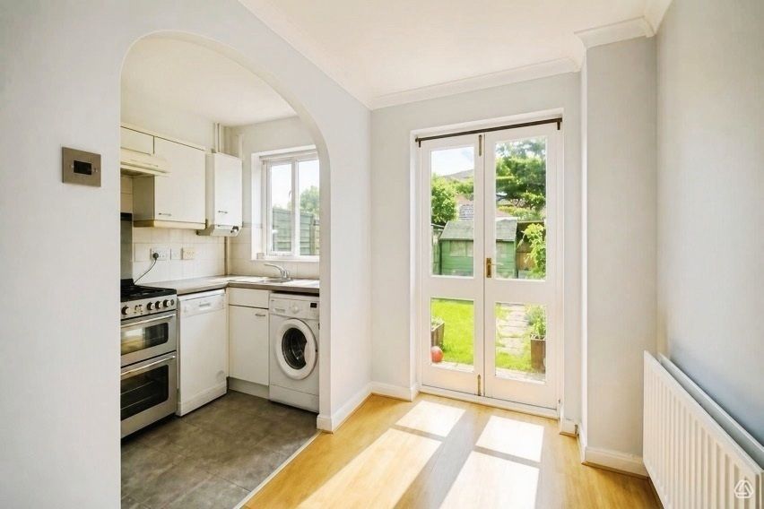 Property photo 3 of 10 Pbox-Img.Jpg