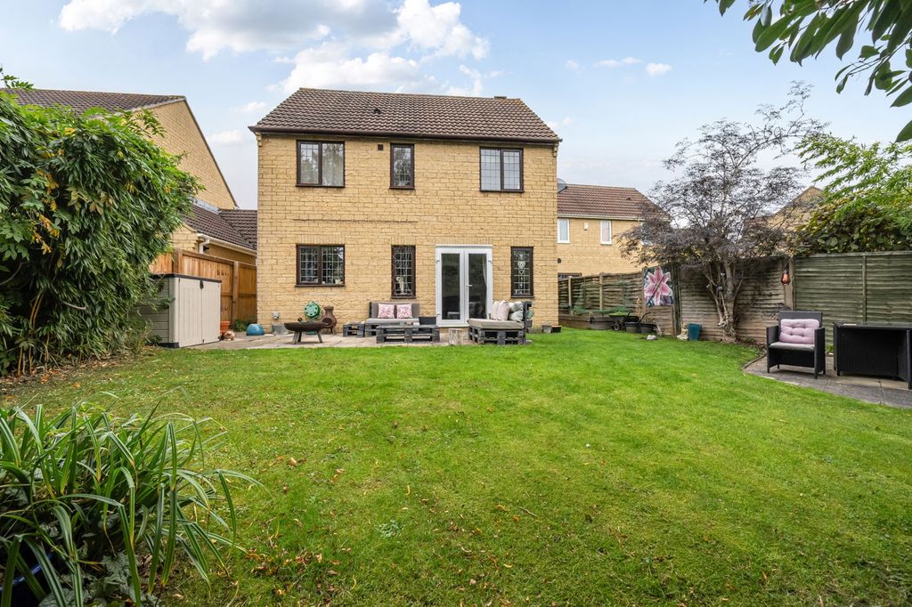 Property photo 2 of 19