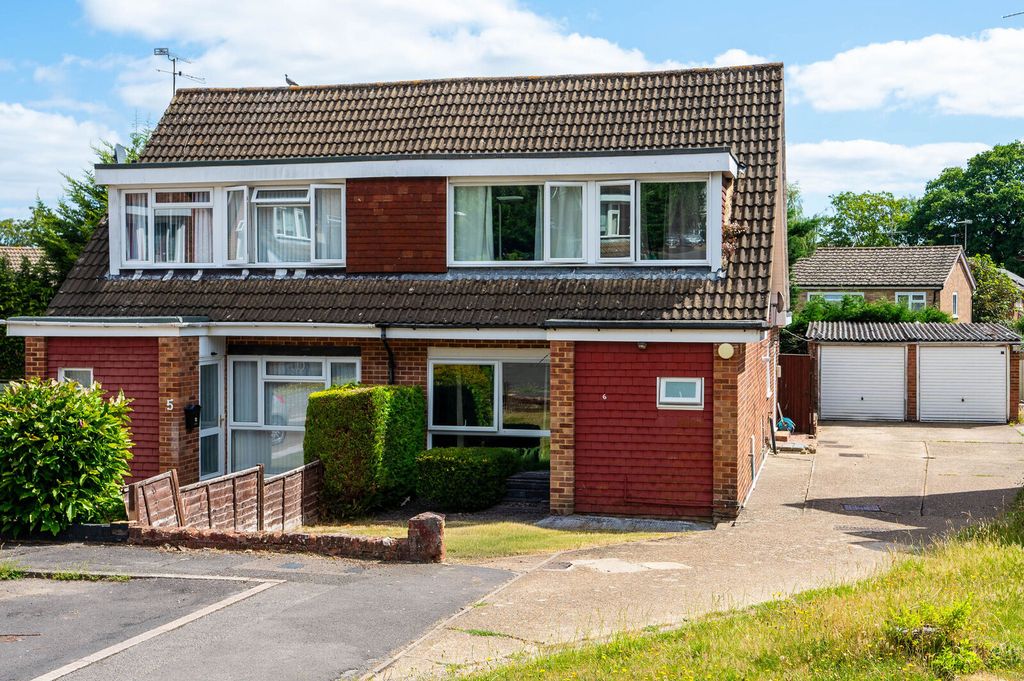 Property photo 2 of 18