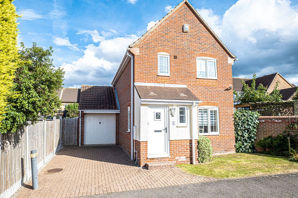 Property photo 1 of 25