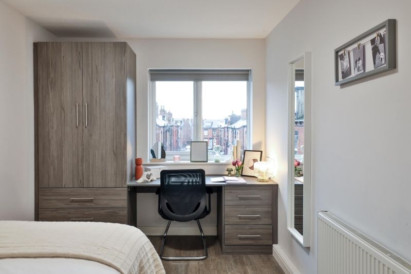 Property photo 1 of 6