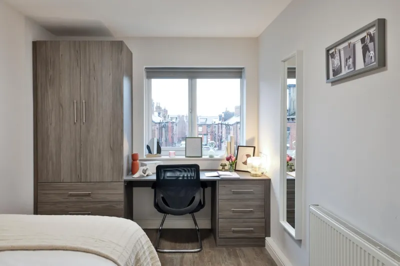 Royal Park Road, Hyde Park, Leeds LS6 - View 3