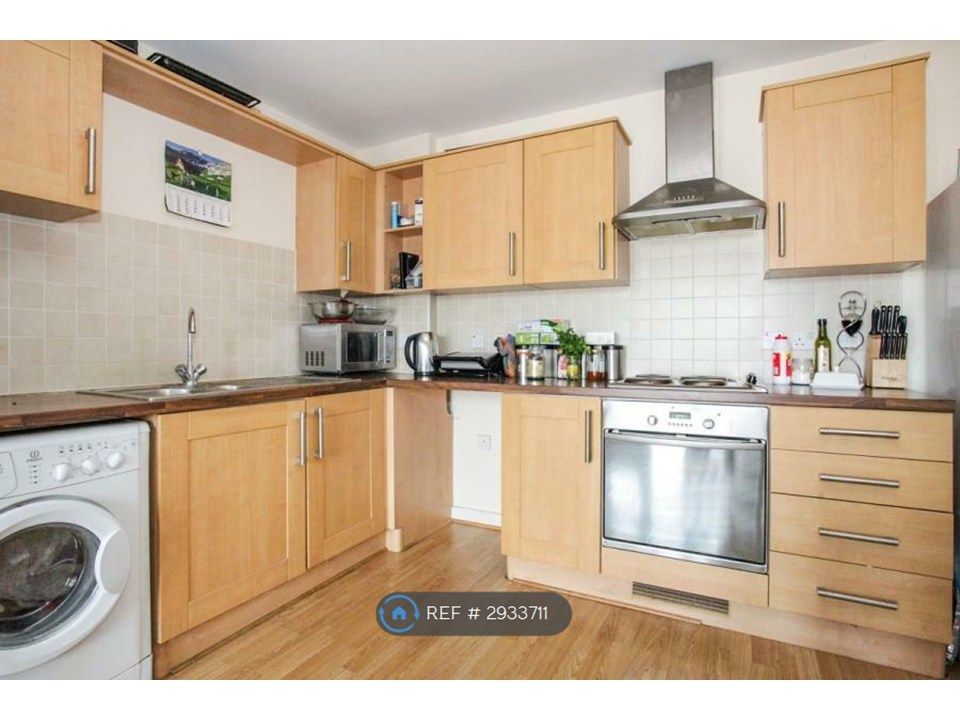 Property photo 2 of 6
