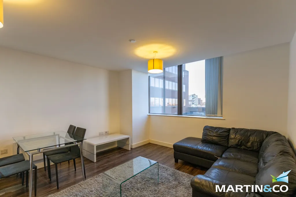 Apartment in Birmingham, Edgbaston - More