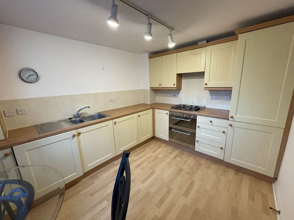 Property photo 3 of 9 Img_1707