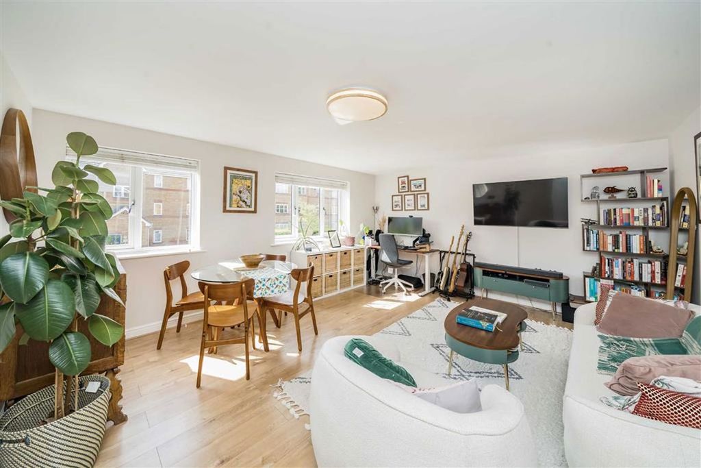 Property photo 2 of 5