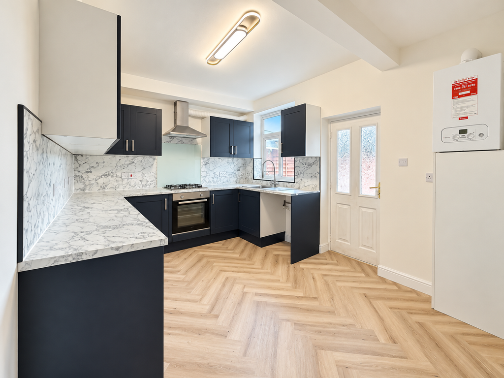 Property photo 3 of 8 184D926C-0Dde-4F4F-Aa35-7584Fc8C63Ff