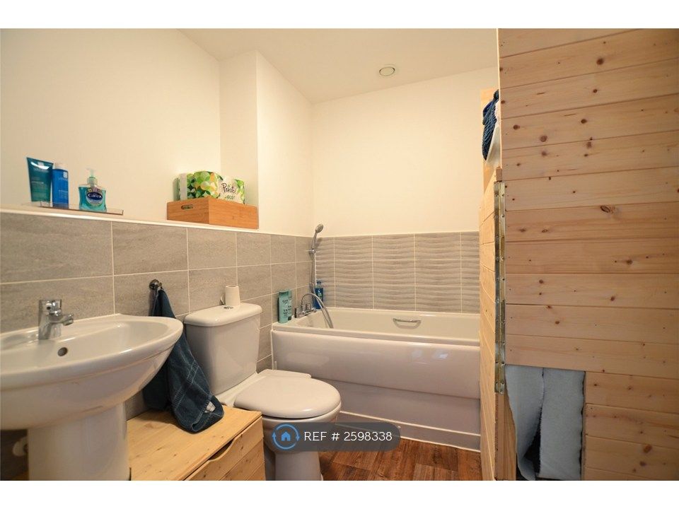 Property photo 3 of 9