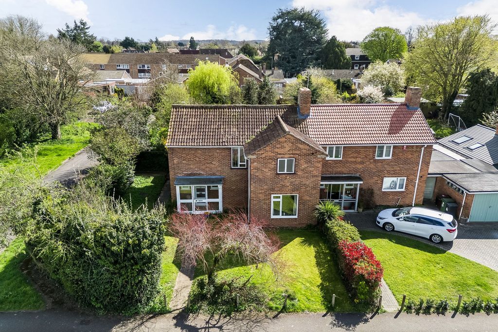 Property photo 1 of 26