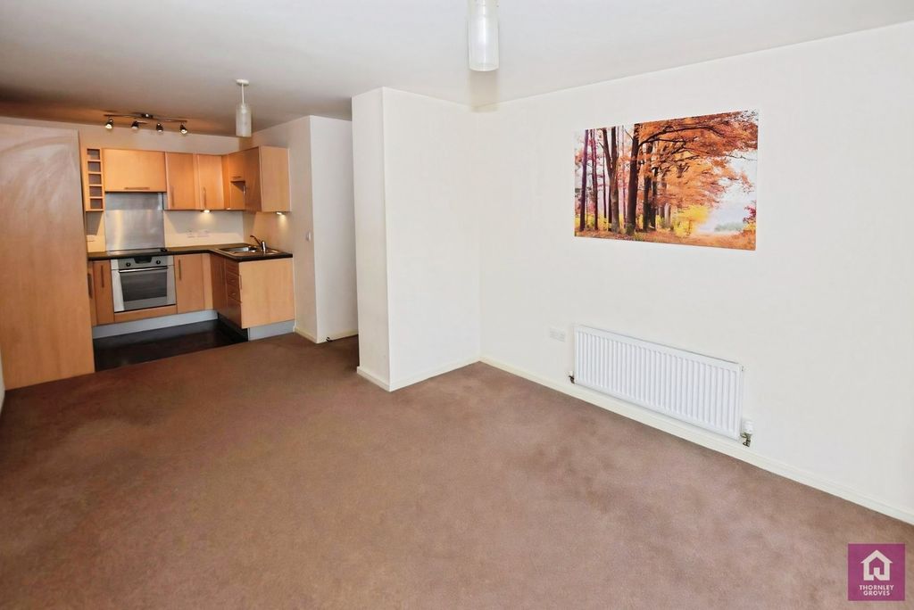 Property photo 2 of 9 Picture No. 25