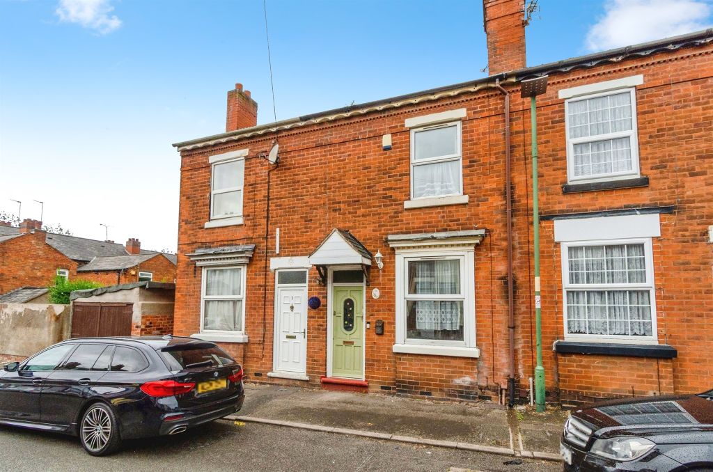 Property photo 2 of 17