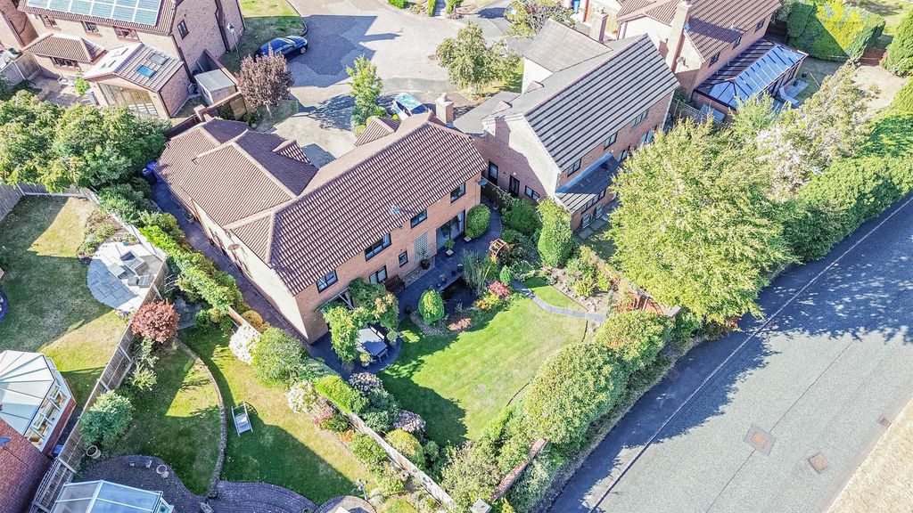 Property photo 3 of 32 Bird's Eye View