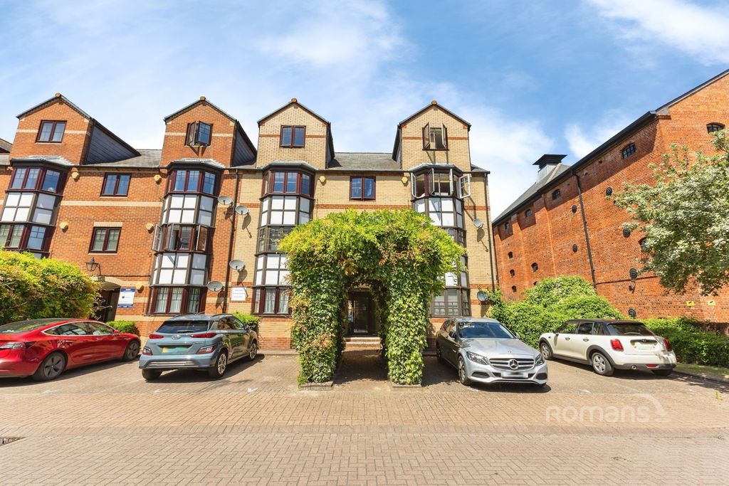 Property photo 1 of 10 Pbox-Img.Jpg