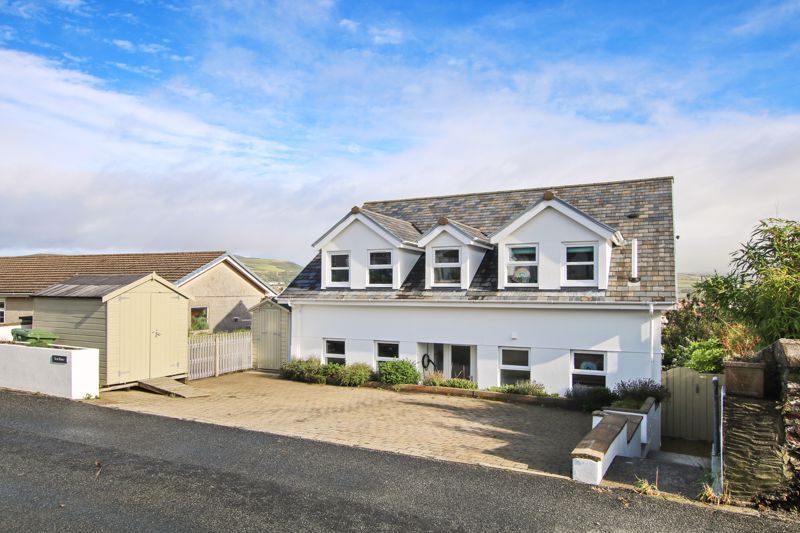 Property photo 1 of 33 Photo 85