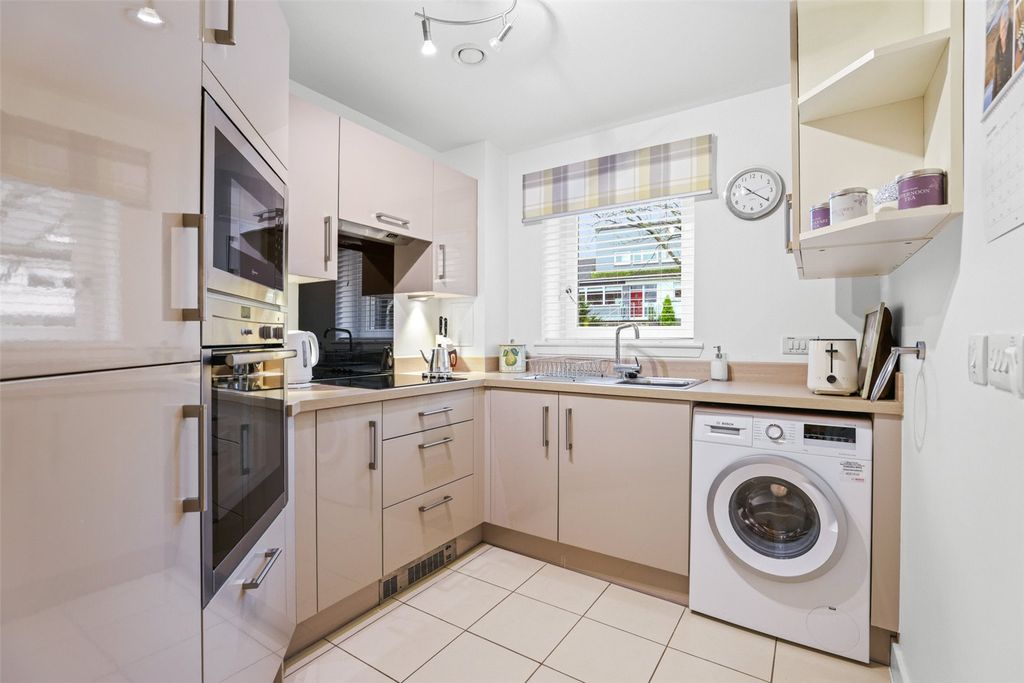 Property photo 2 of 14 Kitchen