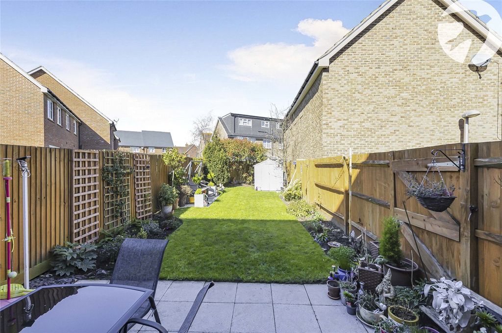 Property photo 3 of 28 Picture No. 02