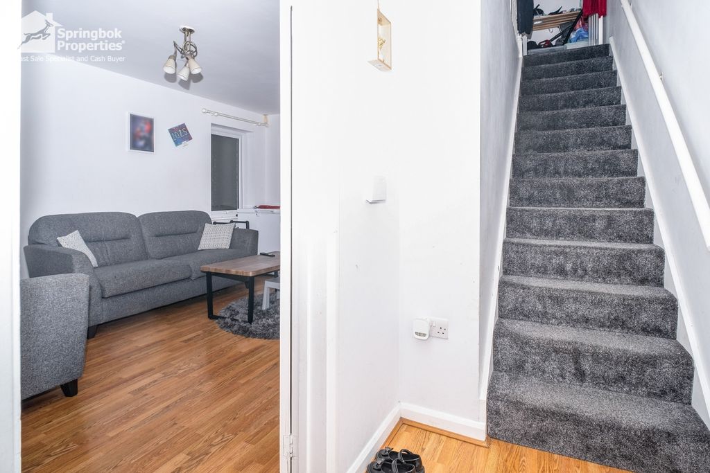 Property photo 2 of 12 Image 1