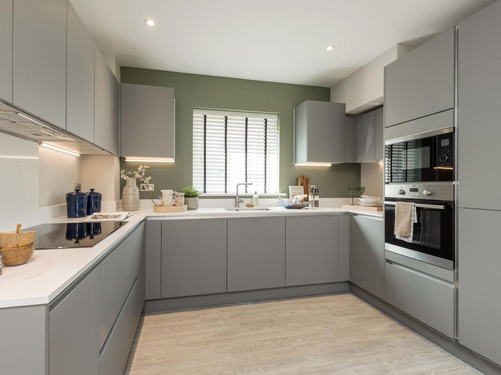 Property photo 3 of 11 The Mulberry, Number 380