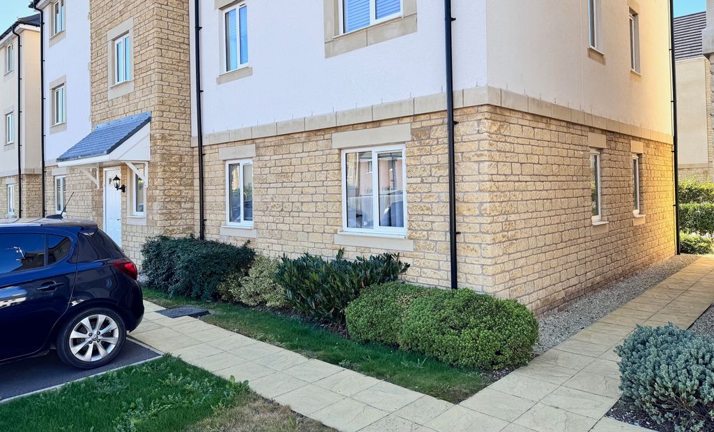 Additional image 11 of 1 bed flat for saleMossie Walk, Witney OX29