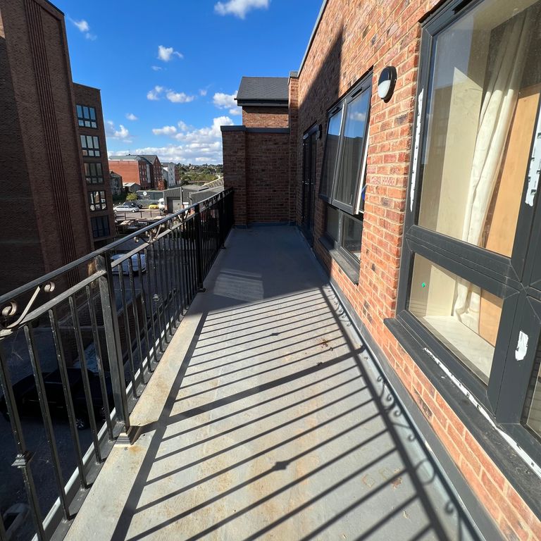 Property photo 2 of 7