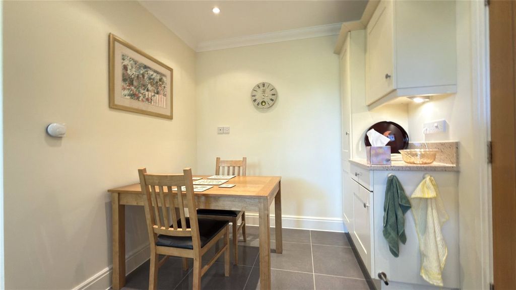 Property photo 3 of 13 Picture No. 15