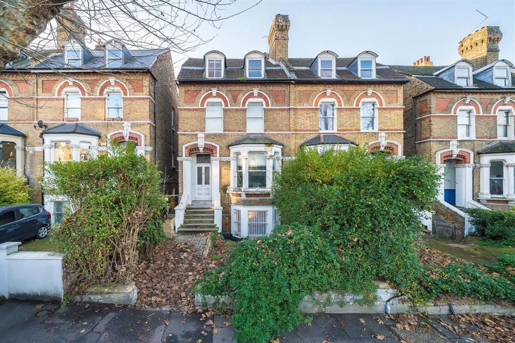 Property photo 1 of 6